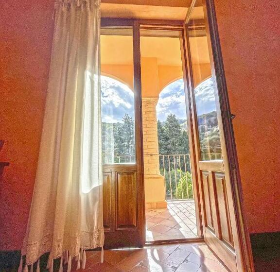 غرفة قياسية مطلة على الجبل, Antica Filanda