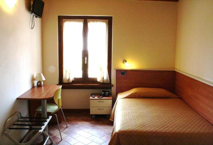 スタンダードシングルルーム, Bed&wine