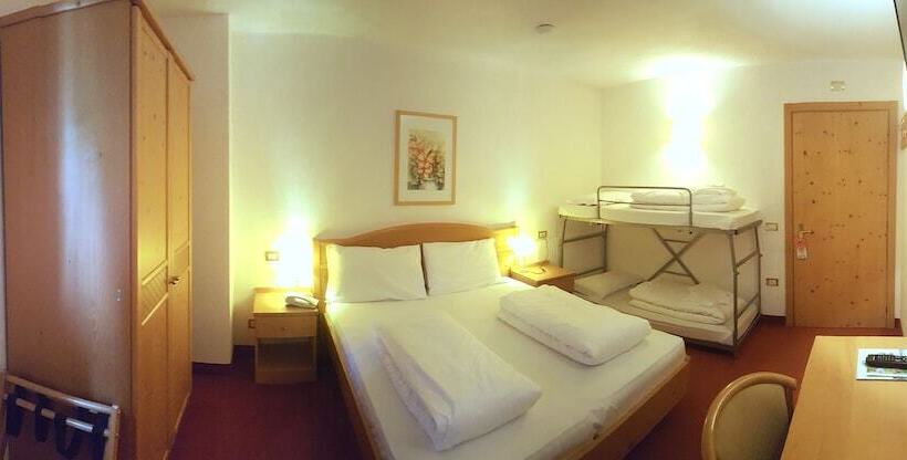 スタンダード４人部屋, Grizzly