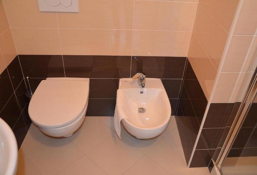 חדר סטנדרט לשלושה, Il Fondaccio