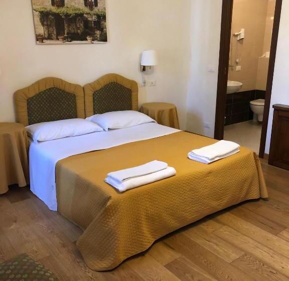 חדר סטנדרט לשלושה, Il Fondaccio