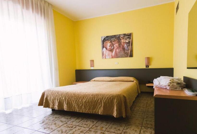 חדר סטנדרט, Ristorante Brusco