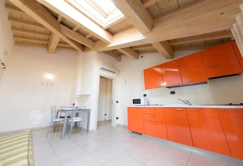 דירת חדר, Ristorante Brusco