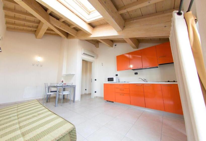 דירת חדר, Ristorante Brusco