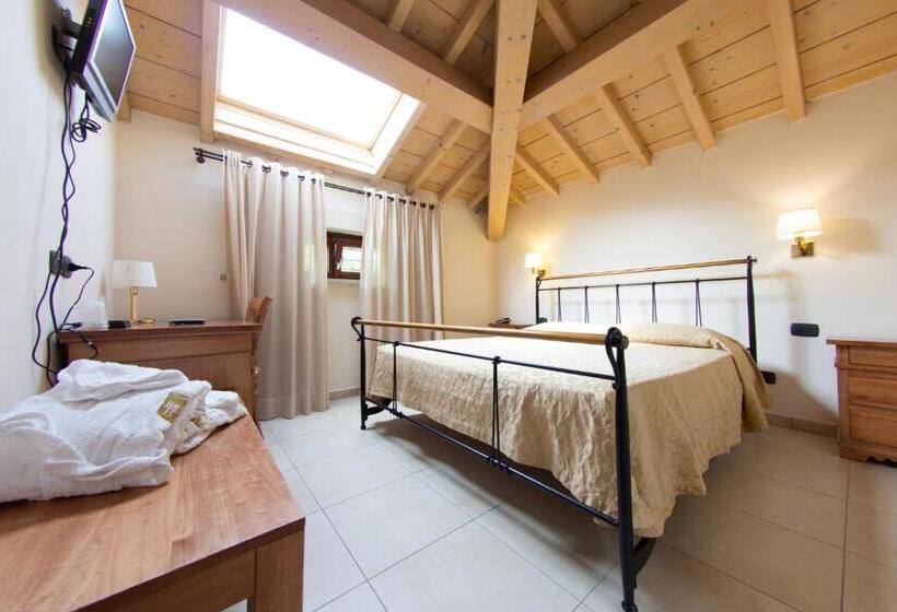 דירת חדר, Ristorante Brusco