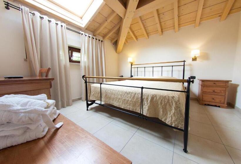 דירת חדר, Ristorante Brusco