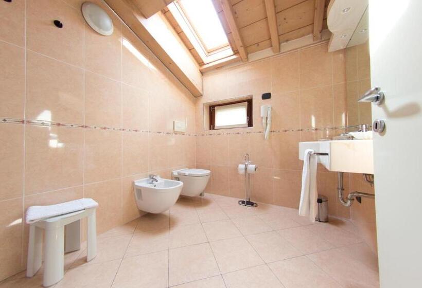 דירת חדר, Ristorante Brusco