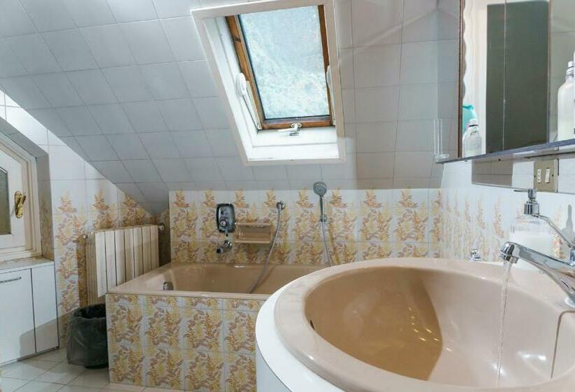 小型套房带阳台, Il Colombé B&b