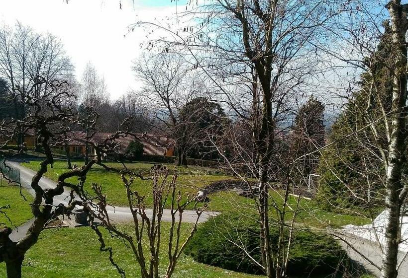 小型套房带阳台, Il Colombé B&b