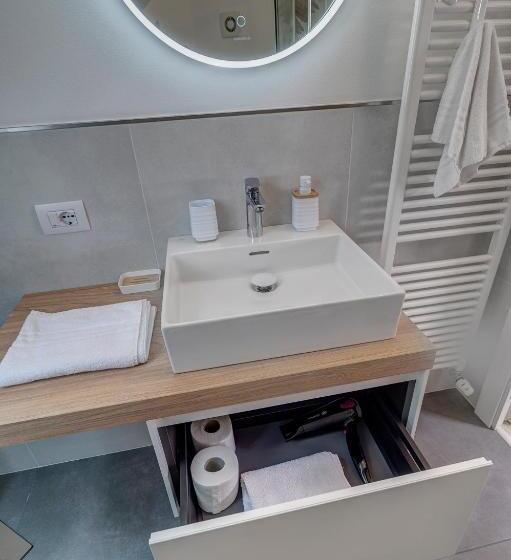 Полулюкс с Балконом, Il Colombé B&b