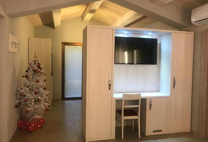 Семейное Студио, Il Villino Agriturismo B&b