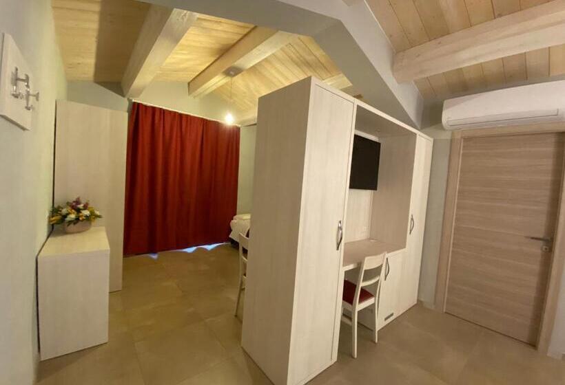 סטודיו משפחתי, Il Villino Agriturismo B&b