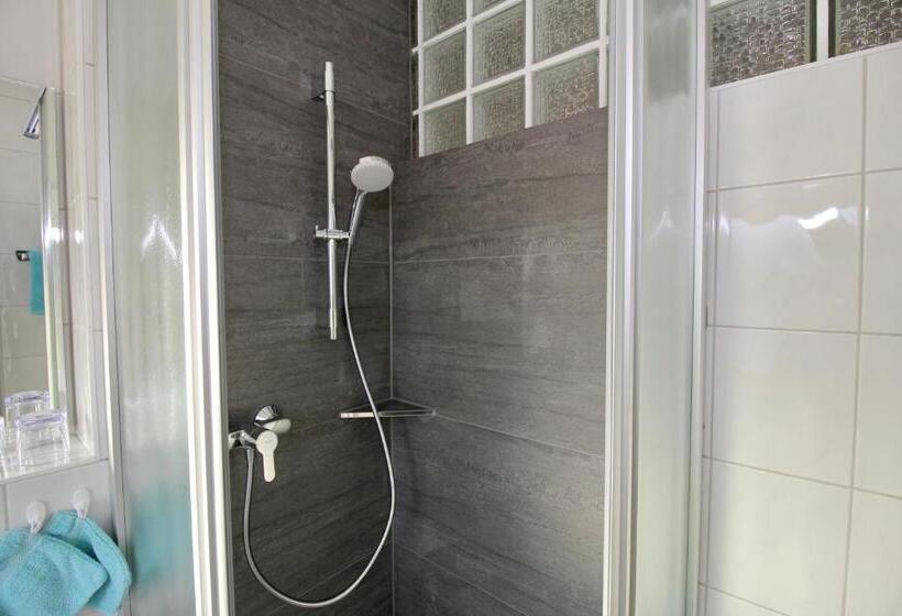 标准间带阳台, Kleines Hotel Edeltraud