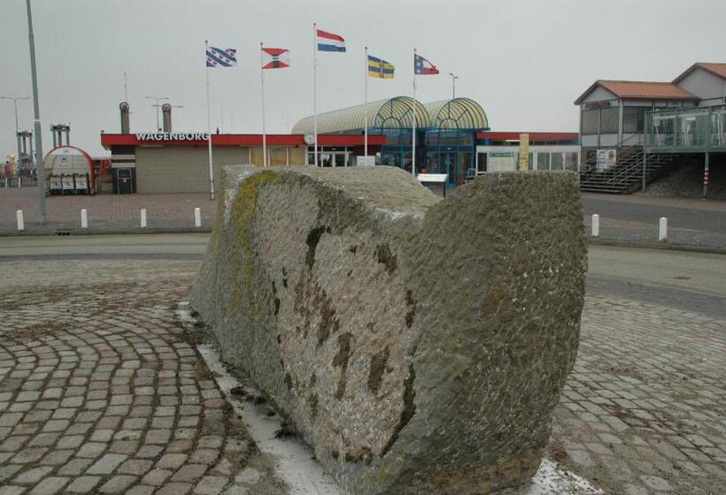 غرفة قياسية ثلاثية, B&b Molenaar