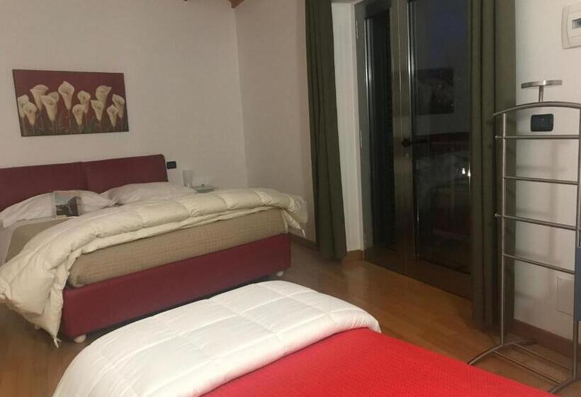 اتاق راحتی سه تخته, B&b Oasi Vetoio