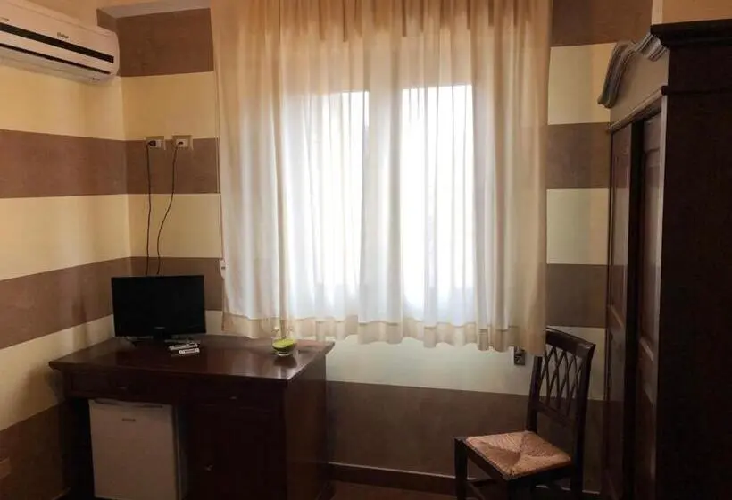 اتاق استاندارد یک نفره, Affittacamere Prestige