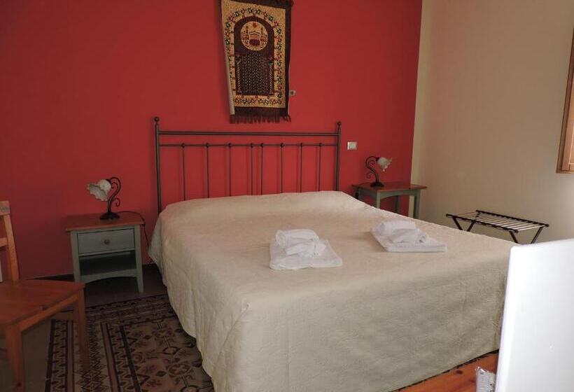 اتاق استاندارد, Aziyz Camere