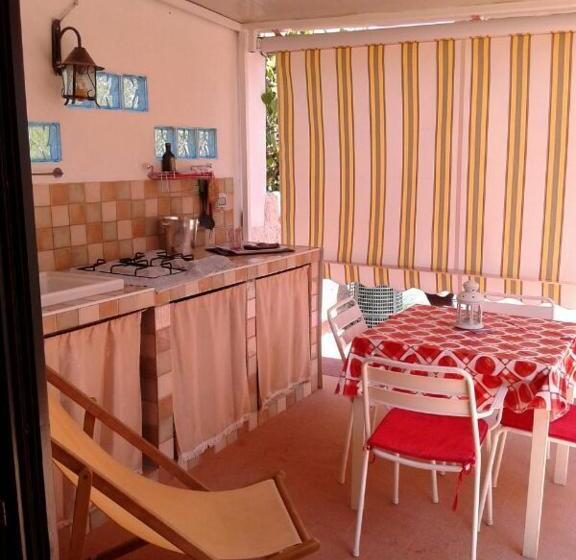 בקתת חדר, Casa Surlamer