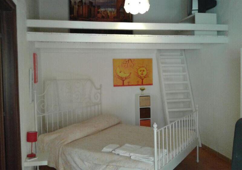 کلبه ییلاقی, Casa Surlamer