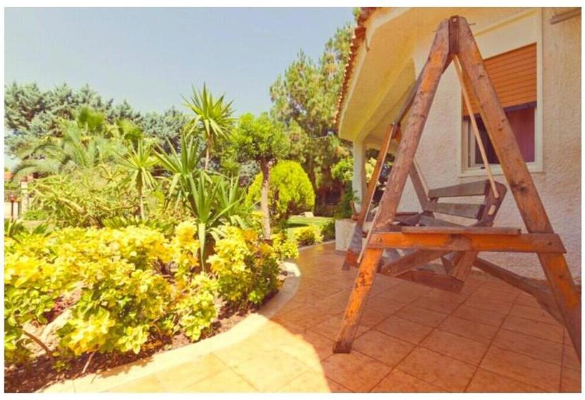 חדר סטנדרט לשלושה עם נוף לגינה, Casa Surlamer