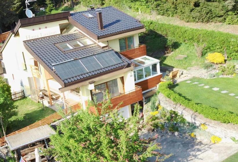 דירת חדר, Haus Lasaun