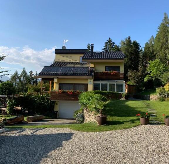 Апартаменты 1 Спальня, Haus Lasaun