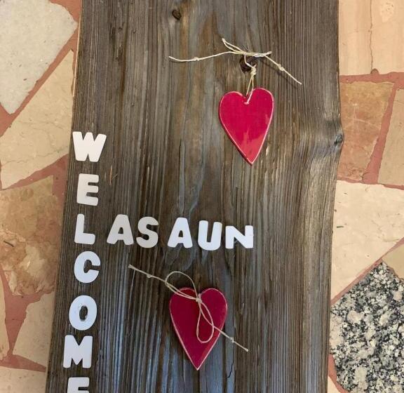 דירת חדר, Haus Lasaun