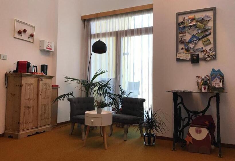 חדר סטנדרט עם מרפסת, Haus Lasaun