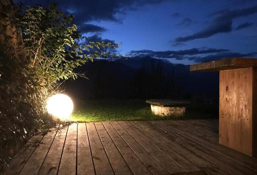 דירת חדר, Haus Lasaun