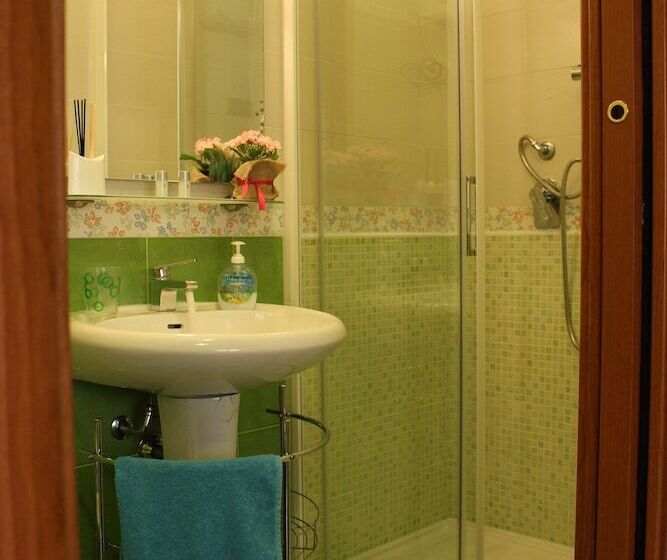 스탠다드 룸, Sa Babbaiola