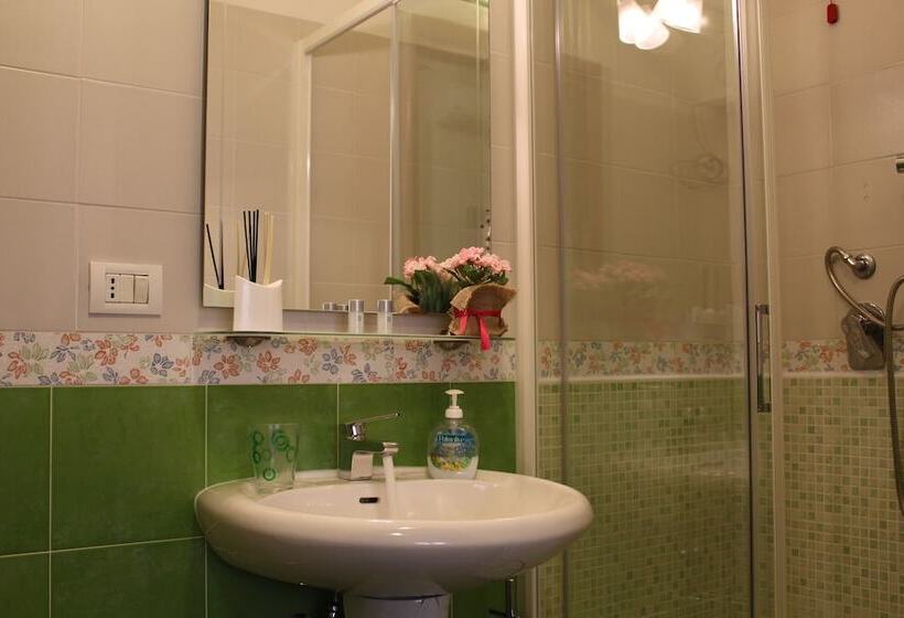 스탠다드 룸, Sa Babbaiola