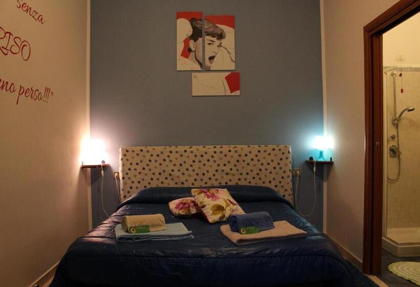 스탠다드 룸, Sa Babbaiola