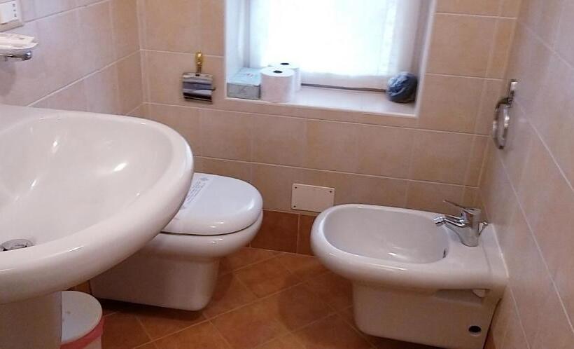 חדר משפחתי, Bed & Breakfast Gli Oleandri