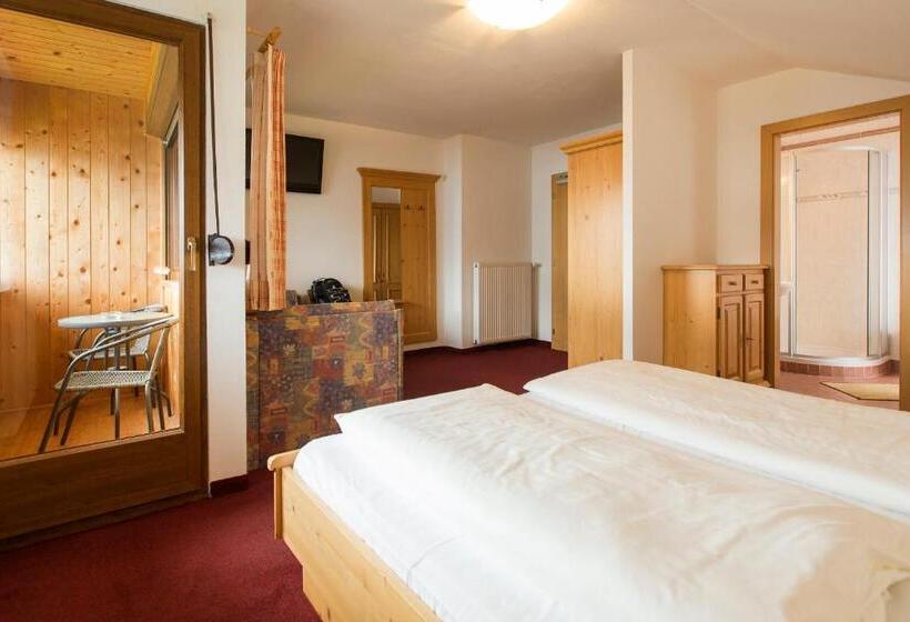 חדר סטנדרט עם מרפסת, Berggasthof Häusler