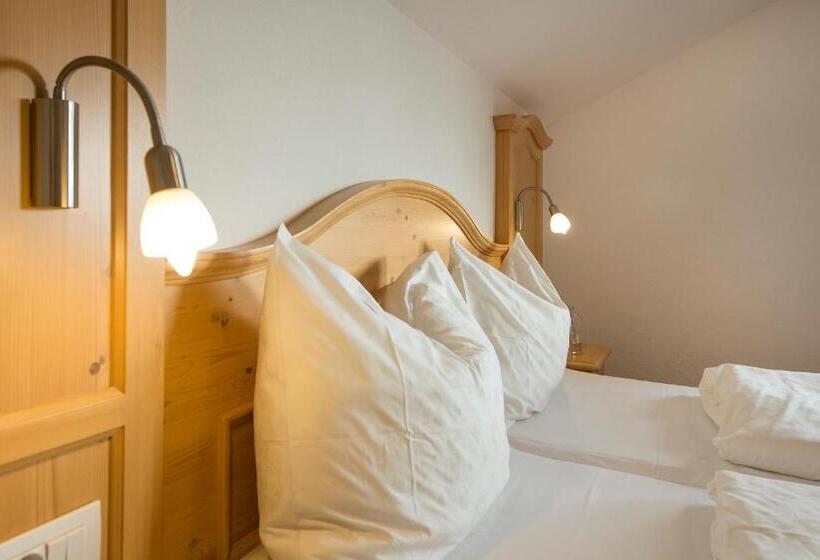 חדר סטנדרט עם מרפסת, Berggasthof Häusler