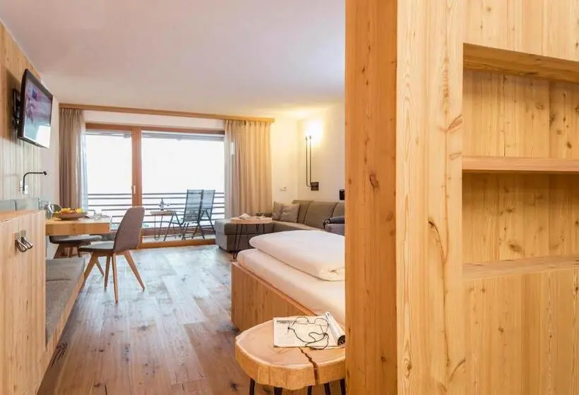 Superior-huone, Berggasthof Häusler