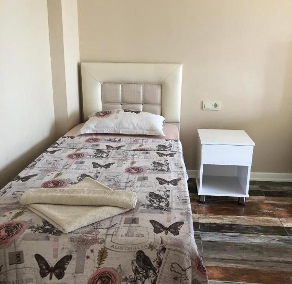 اتاق خانوادگی, Kalkan Dream