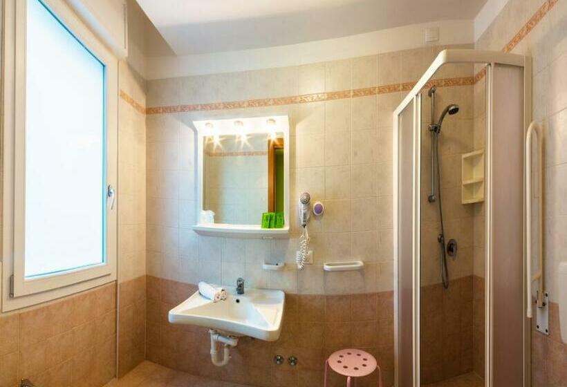 Classic room with balcony, Milano 3s