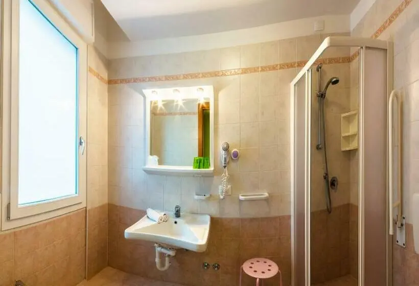 Classic room with balcony, Milano 3s