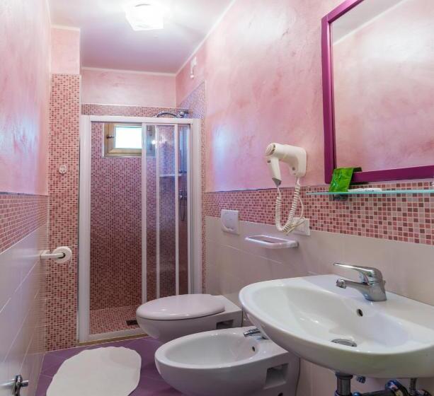 Classic room with balcony, Milano 3s