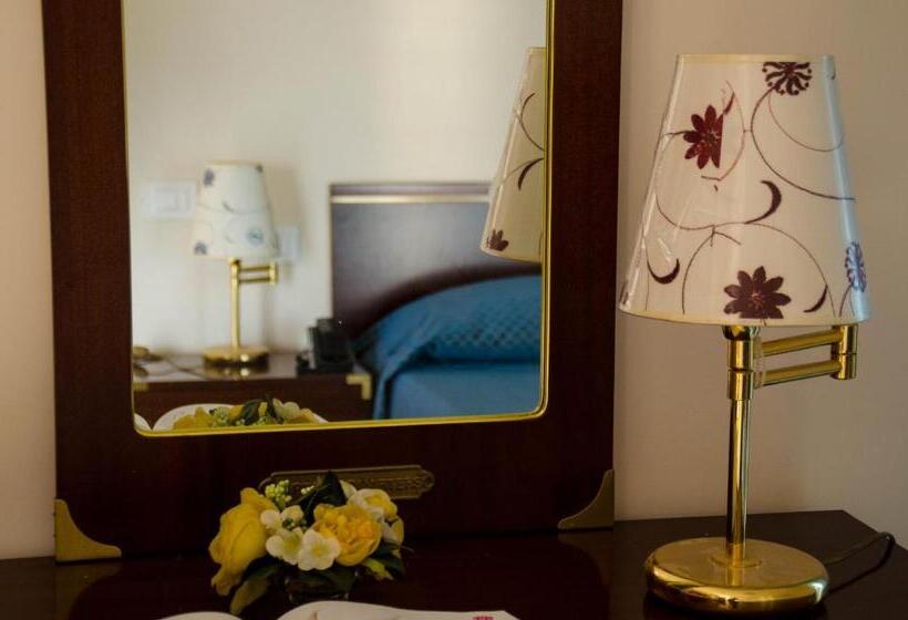 家庭套房, Miralago