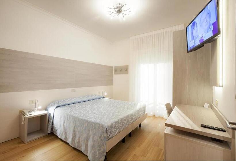 اتاق استاندارد سه تخته با بالکن, Montecarlo 3 Stelle Superior