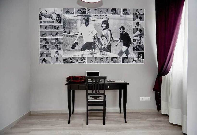 חדר דלוקס, Ospite Inatteso