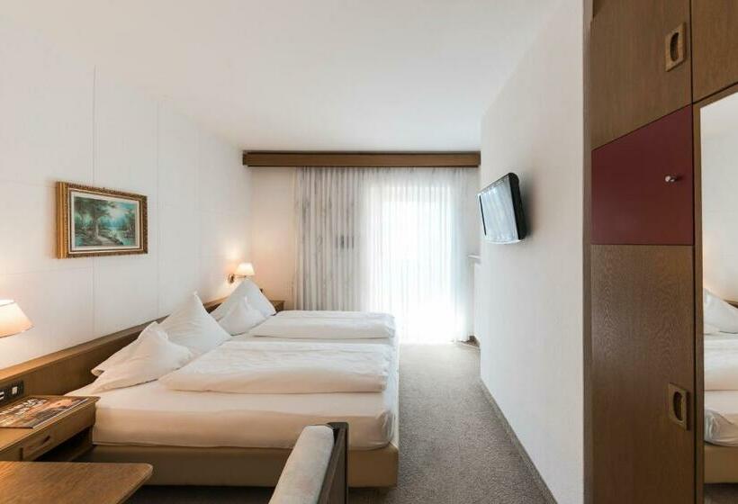 اتاق استاندارد با بالکن, Pension Zum Burggräfler