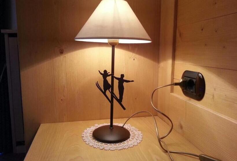 Pokój Standard, Piccolo