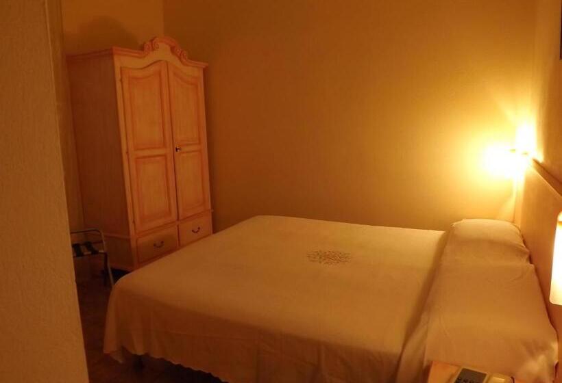 חדר בסיסי, Sagittario