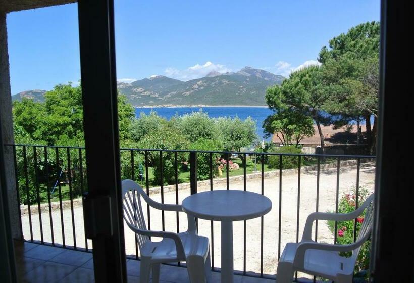 اتاق کلاسیک با چشم‌انداز دریا, Stella Marina