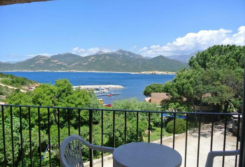 اتاق کلاسیک با چشم‌انداز دریا, Stella Marina