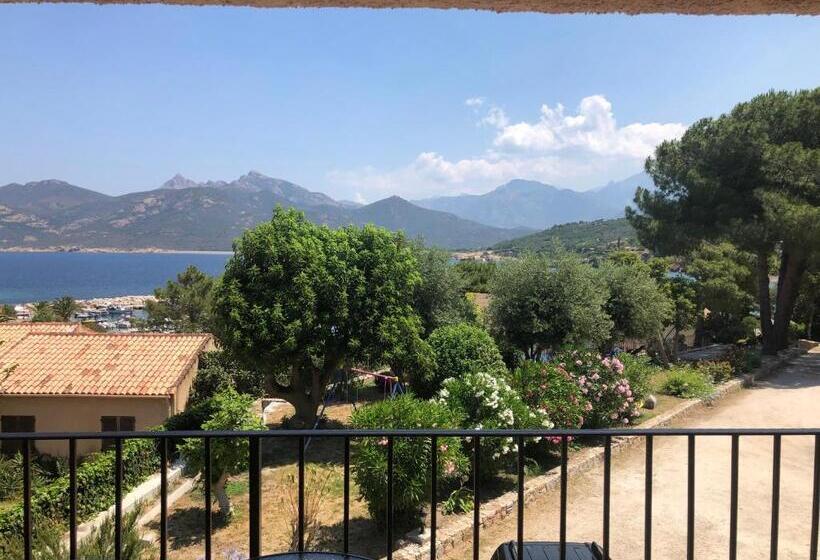 اتاق کلاسیک با چشم‌انداز دریا, Stella Marina