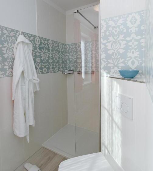 テラス付きスタンダードルーム, Wiesbaden